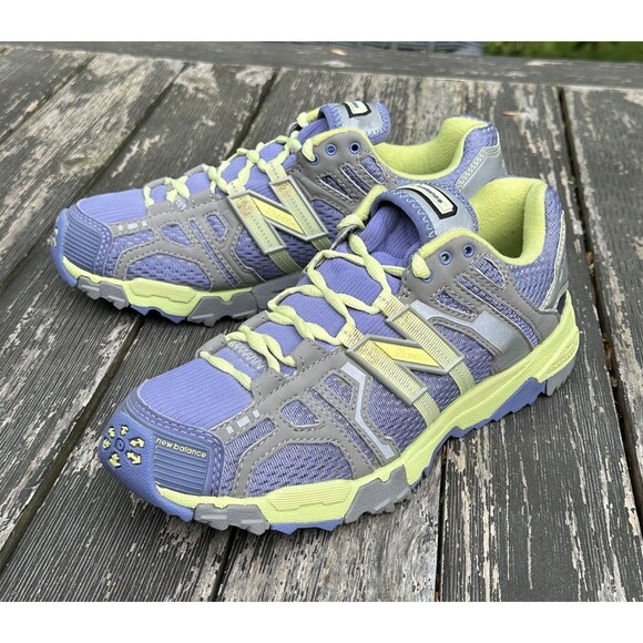 New Balance 921 Hiking Mountain Ice Spike Shoes Sneakers Womens 8.5 - Picture 3 of 11